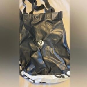 Lululemon bag